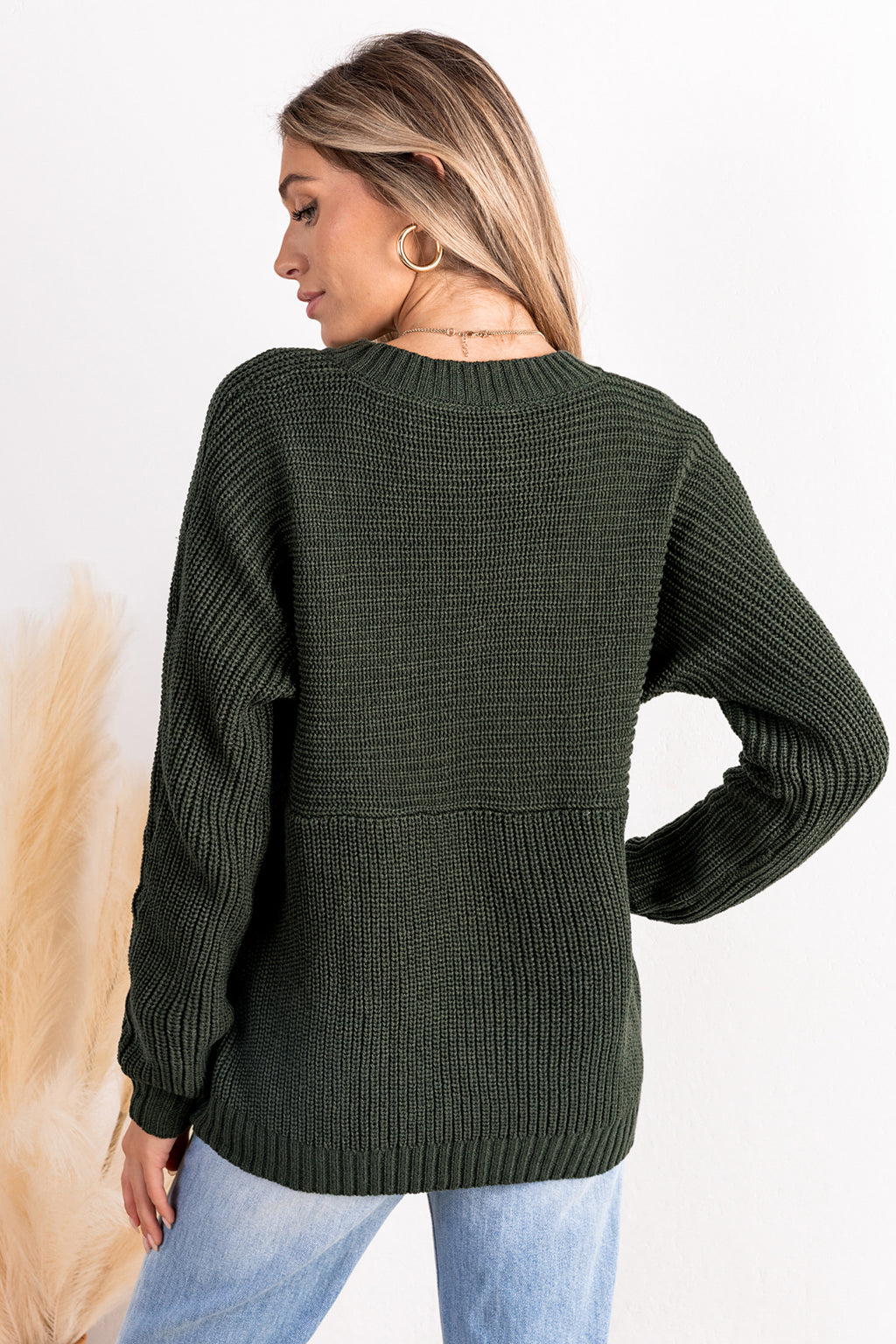 Green Round Neck Long Sleeve Knit Sweater