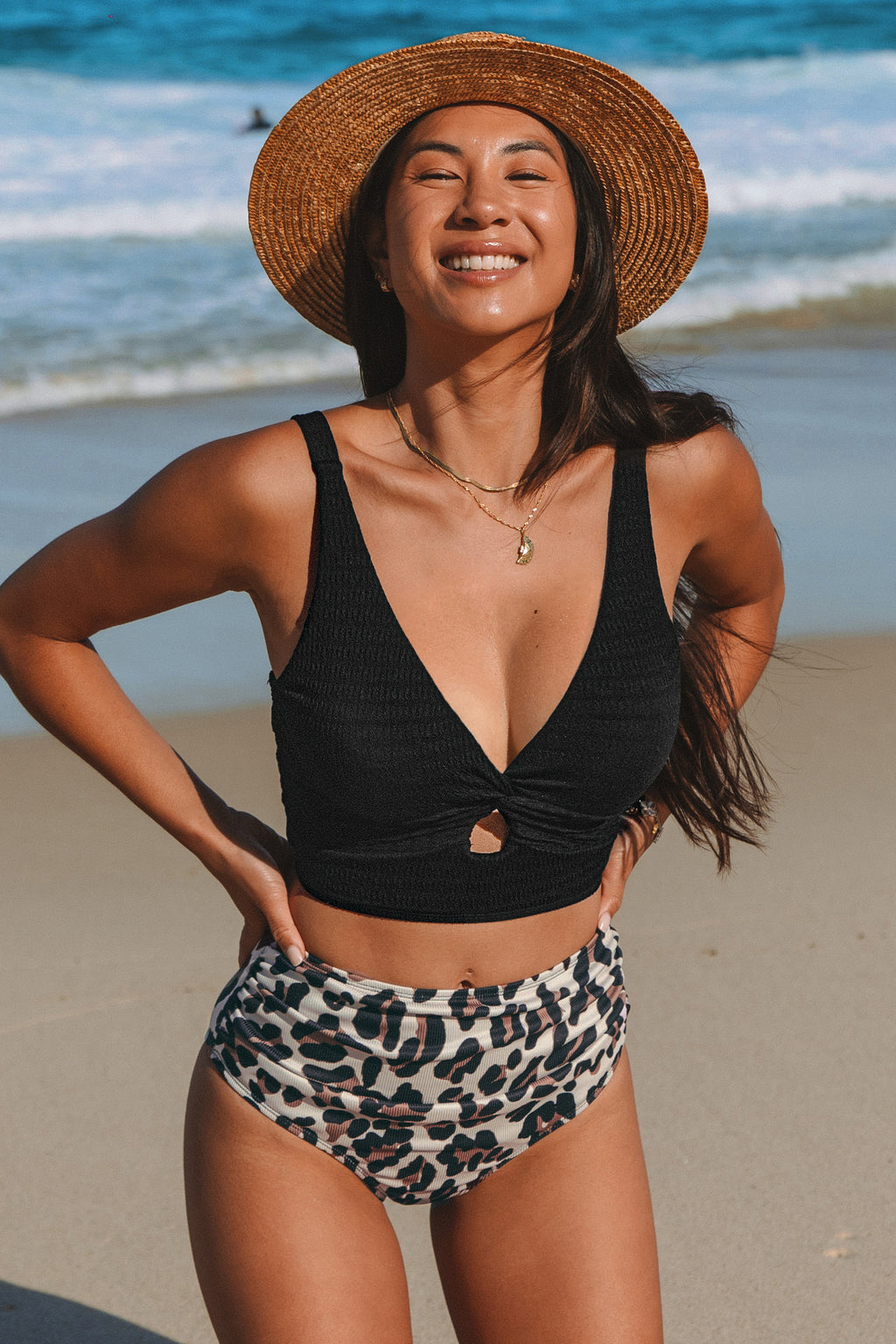 Black Twist Keyhole Bikini Top & Leopard Bottoms Set