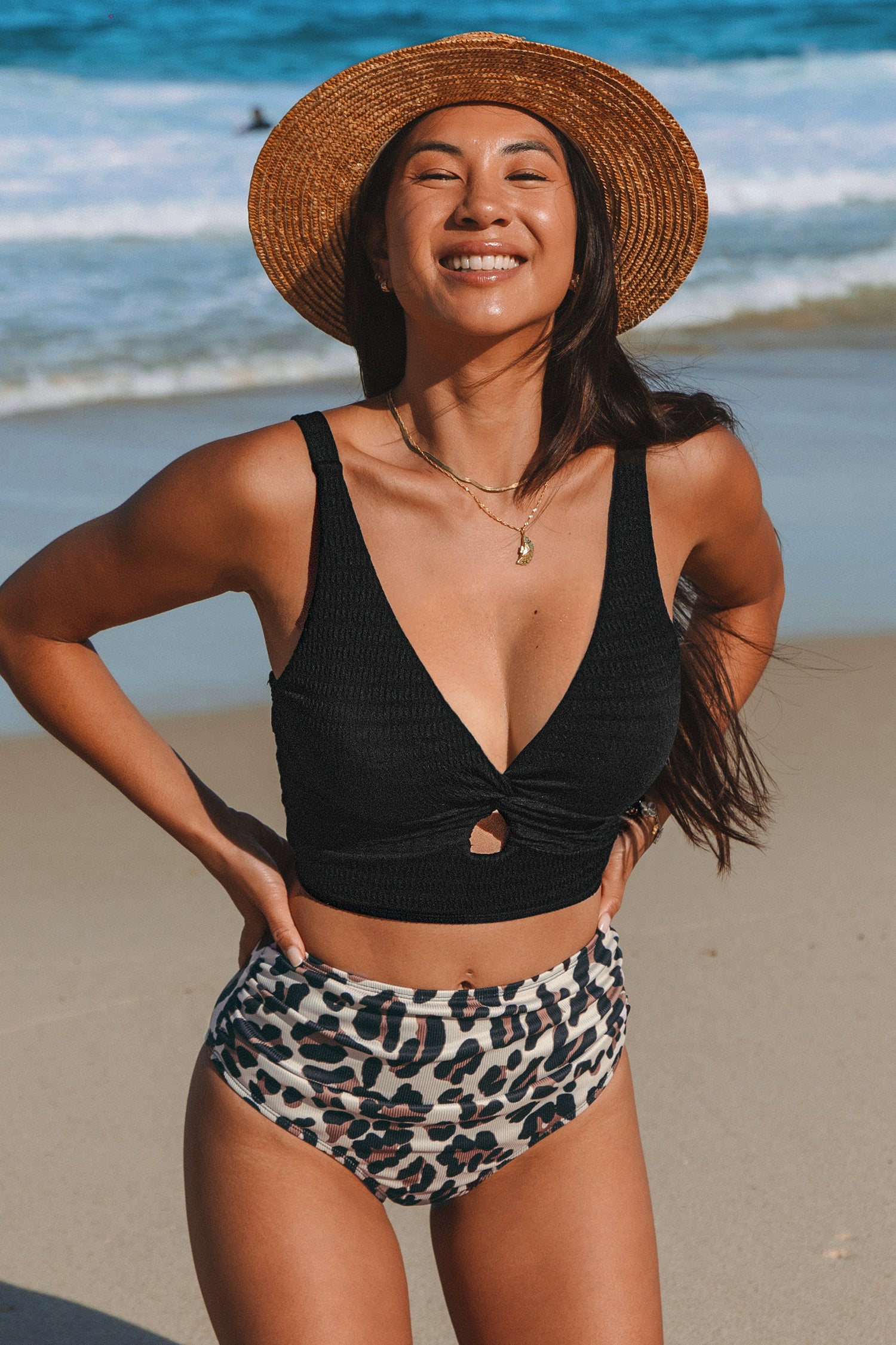 Black Twist Keyhole Bikini Top & Leopard Bottoms Set